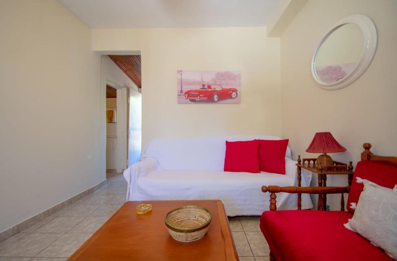 Doras Beach Bungalow B By "Elite" พลานอส ภายนอก รูปภาพ