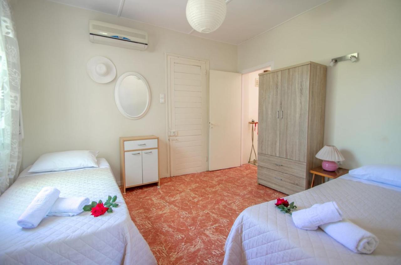 Doras Beach Bungalow B By "Elite" พลานอส ภายนอก รูปภาพ